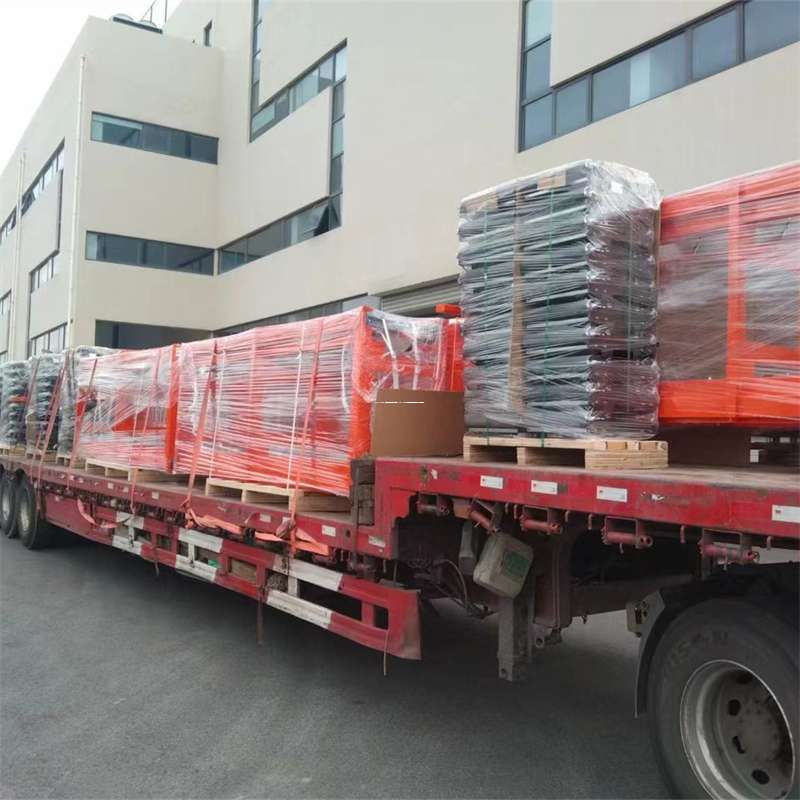 内蒙古呼和浩特土默特左旗到新疆伊犁霍城县物流公司内蒙古呼和浩特土默特左旗至新疆伊犁霍城县物流专线往返运输
